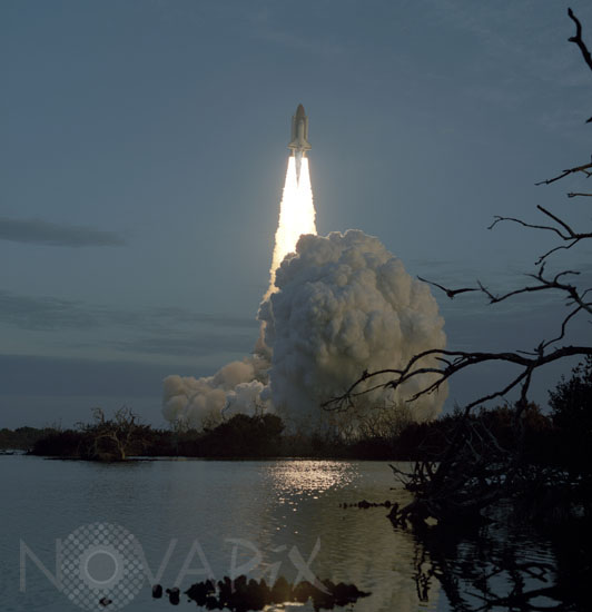 STS-32 Orbiter Columbia liftoff. Jan 1990