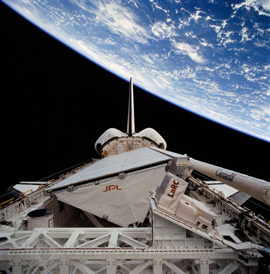 Space Radar Laboratory (SRL-2) in Endeavour's cargo bay
