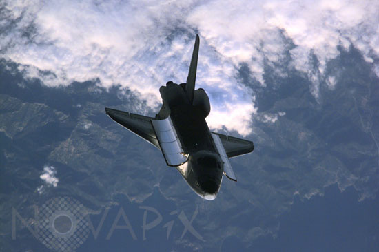Space Shuttle Atlantis seen from ISS 02/2001