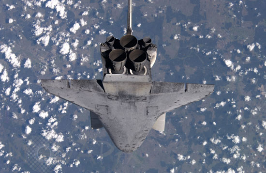 Navette Discovery STS-114 vue d'ISS 07/2005