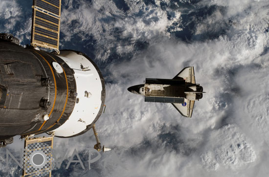Atlantis vue de la station spatiale internationale - 06/2007
