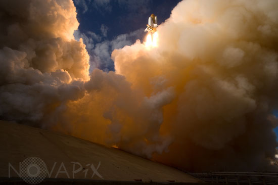 Space Shuttle Atlantis lift-off - 11/2009