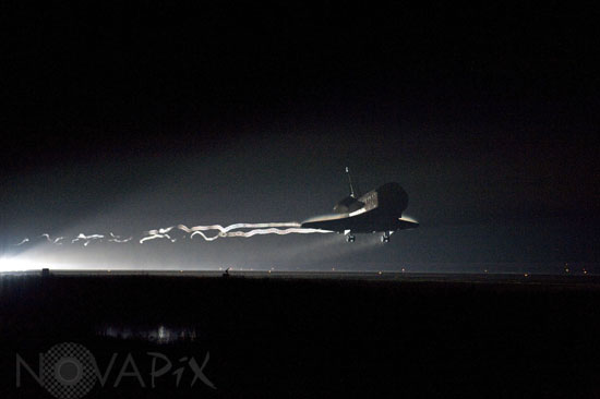 Atterrissage de la navette Endeavour 06/2011