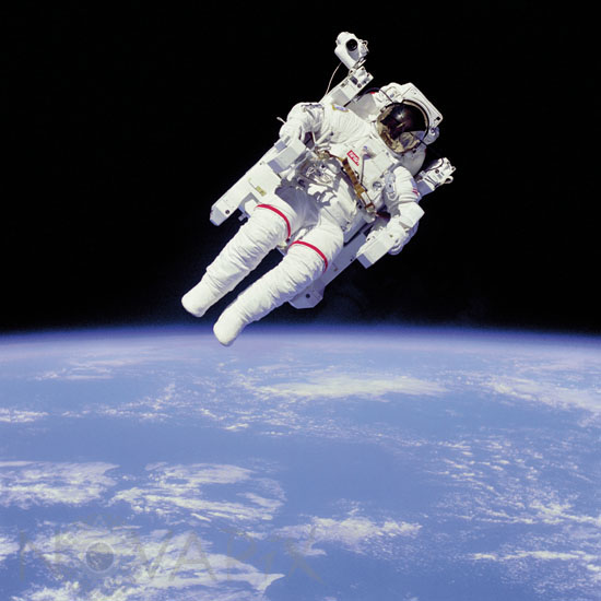 B.McCandless II spacewalk 02/1984
