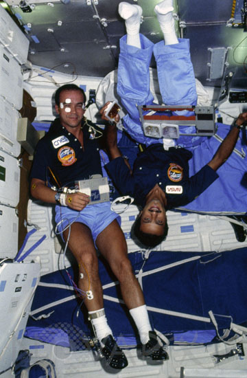 Les astronautes P. Baudry et Salman Al-Saud