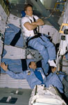 Astronautes dans la navette Atlantis -12/1988