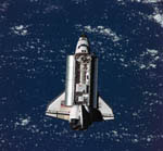 Navette Discovery en orbite vue de Mir- 06/1998