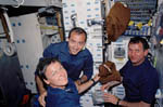 Astronautes dans la navette Endeavour STS-111 06/2002