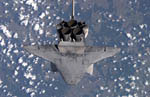Navette Discovery STS-114 vue d'ISS 07/2005