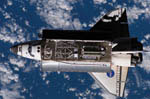 Atlantis en approche de la station spatiale 06/2007