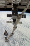 Sortie extravéhiculaire et station spatiale internationale