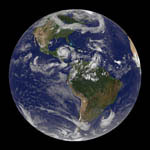 La Terre et l'ouragan Dean 08-2007