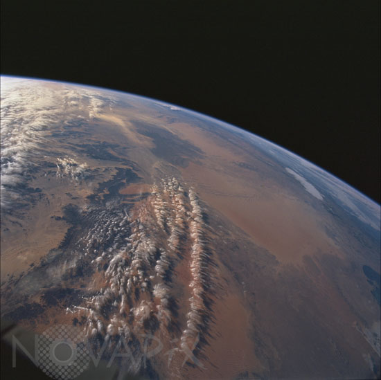 Désert algérien vu par la navette Discovery 12/1999