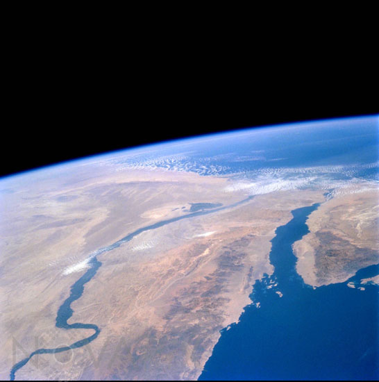 Egypte vue par la navette Atlantis 07/2001