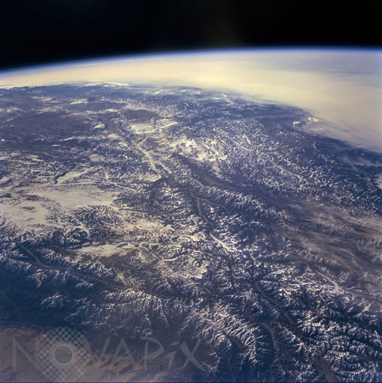 Monts Kunlun vus par la navette spatiale