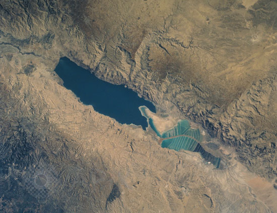 La Mer Morte vue de l'espace en 2000