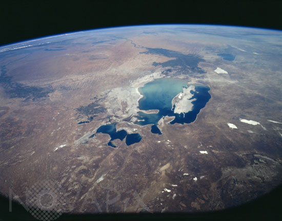 Mer d'Aral vue par la navette Discovery 08/1997