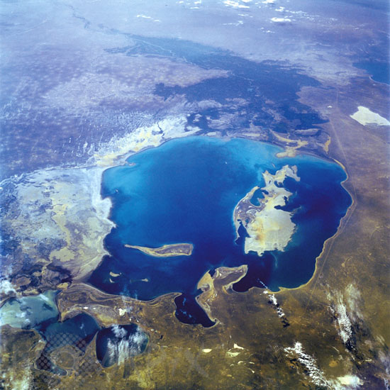 Mer d'Aral vue par la navette Endeavour 09/1992