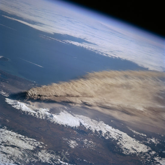 Kliuchevskoi volcano eruption 09/1994