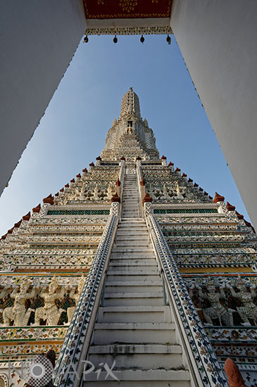 Wat Arun - Prang central