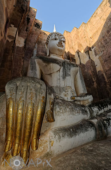 Wat Si Chum - Sukhothaï