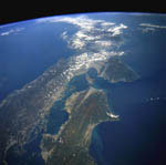 Japon vu par la navette Endeavour 04/1994