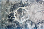 Cratère Manicouagan -Québec- vu par Atlantis 04/2002