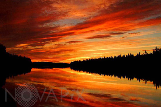 Crépuscule sur la rivière Ounas-Laponie