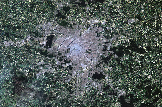 Satellite image of Paris