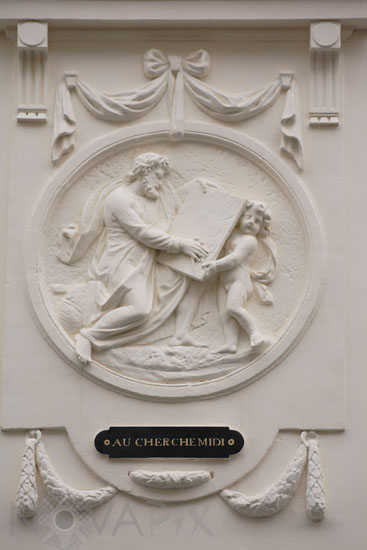N°19 Rue du Cherche-Midi in Paris