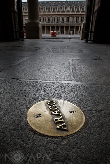 Arago medallion in Paris (Palais Royal)