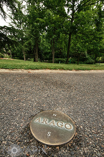 Arago medallion in Paris (Parc Montsouris)