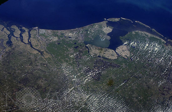 Hollande vue depuis la station spatiale internationale.