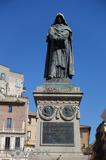Statue de Giordano Bruno à Rome
