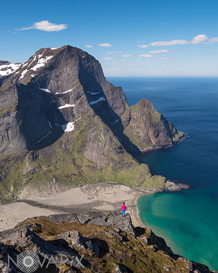 Au sommet du Helvetestinden - Iles Lofoten - Norvège