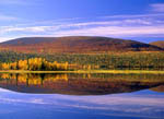Rivages du lac Vuontis en automne -Laponie