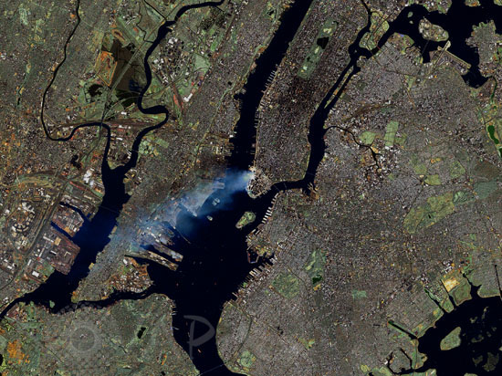 L'île de Manhattan, New York, vue de l'espace - 12/09/2001