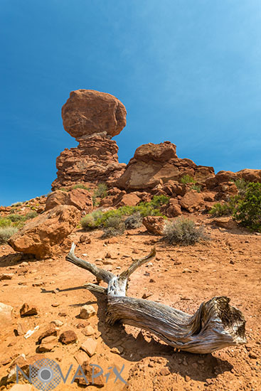 Balanced Rock - Arches National Park - Utah