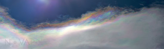 Nuages iridescents