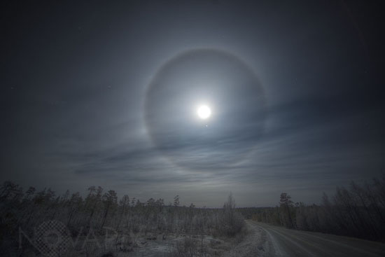Halo autour de la Lune