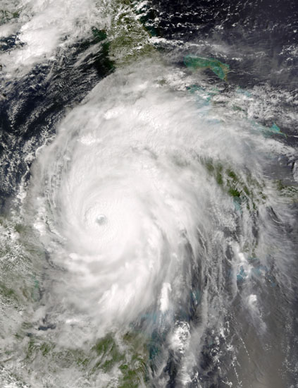 Ouragan Ivan vu par le satellite Terra. 09/2004