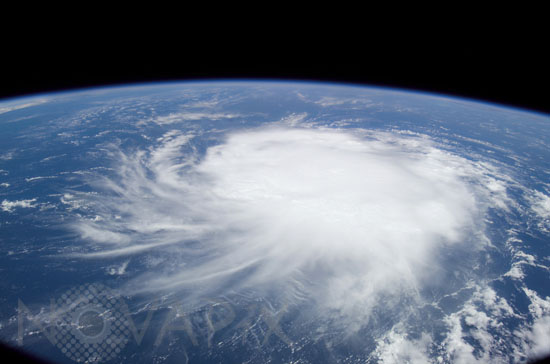 Ouragan Chris vu depuis l'espace 08/2006