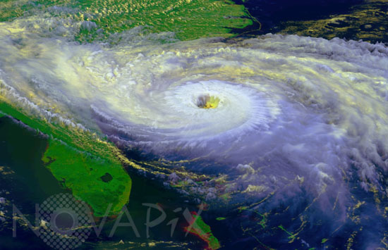 Ouragan Hugo vu par satellite