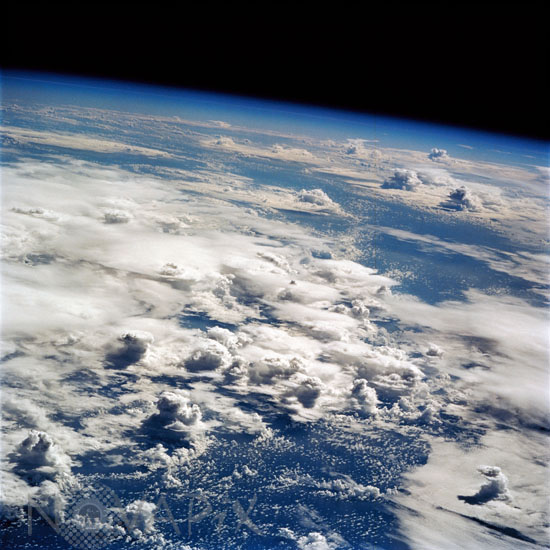 Orages vu par la navette Discovery- 09/1994