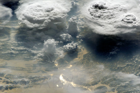 Orage vu depuis l'espace