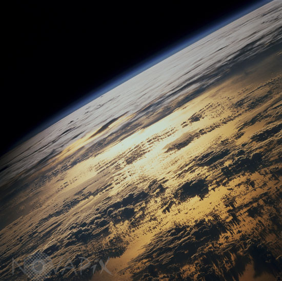 Terre: nuages et atmosphère