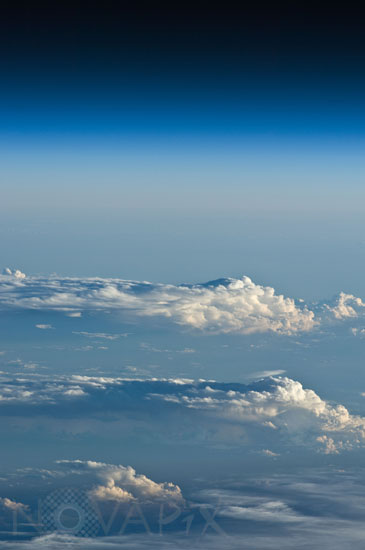 Nuages et atmosphère vus depuis l'espace