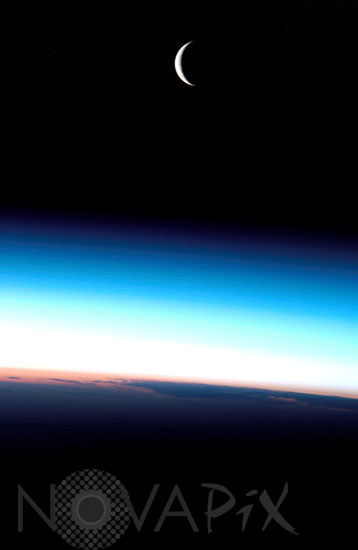 Atmosphère de la Terre et Lune 08/2006