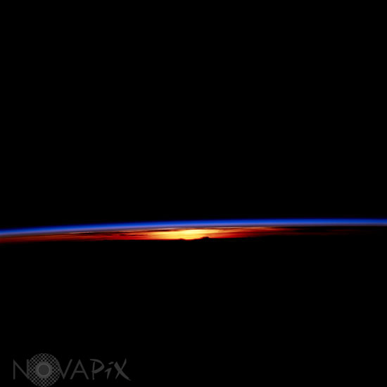Coucher de soleil vu depuis la navette Endeavour 03/1995
