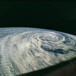 Cyclone vu par la navette Discovery-10/2000